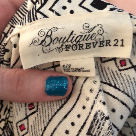 Forever 21 Patterned Skirt - Picture 4 of 4